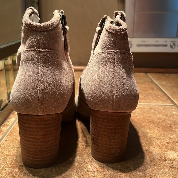 Crown Vintage Taupe Suede Open Toe Booties - Picture 6 of 8
